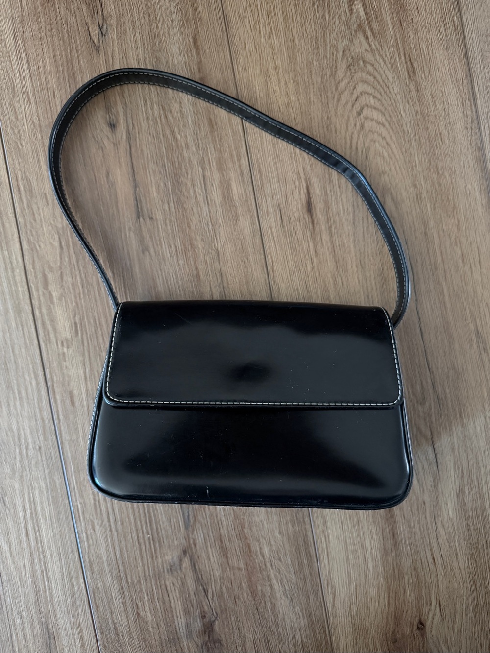 Vintage Y2K Early 2000 Amanda Smith Glossy Black Vinyl Baguette Shoulder Bag